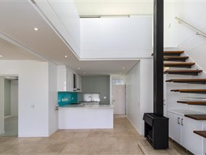 2 Bed Apartment in Sea Point