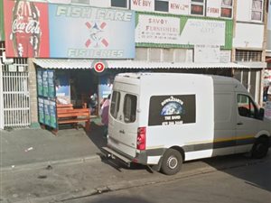950 m² Commercial space in Elsies River