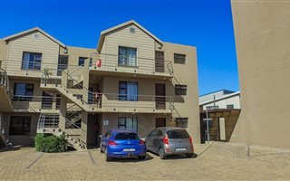 2 Bedroom Apartment in Blouberg