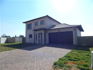 3 Bed House in Halfway House