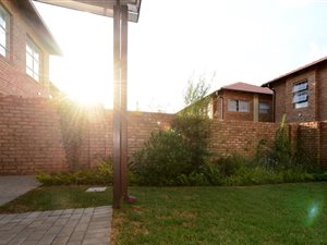 4 Bed Townhouse in Tijger Valley and surrounds