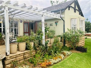 2 Bed House in Waterfall Hills Mature Lifestyle Estate