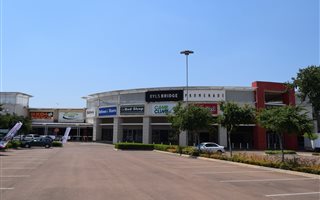 530 m² Commercial space in Highveld
