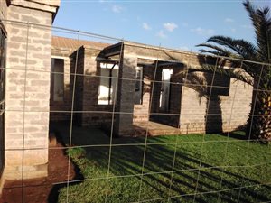 2 Bed House in Sebokeng Zone 17