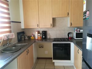 2 Bed Townhouse in Die Hoewes