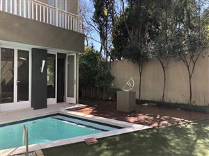 4 Bed Cluster in Dunkeld West
