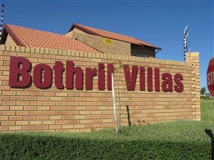 2 Bedroom Apartment in Rooihuiskraal