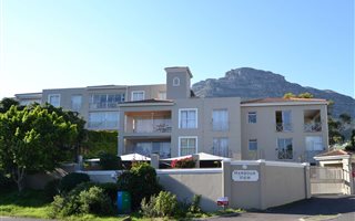 3 Bedroom Apartment in Hout Bay and surrounds