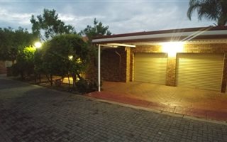 3 Bedroom Townhouse in Magalieskruin