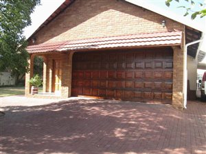 4 Bed House in Nigel