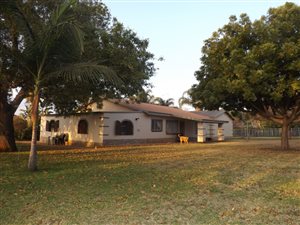 2.2 ha Farm in Strydfontein and surrounds