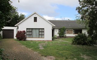3 Bedroom House in Meadowridge