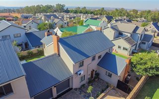 3 Bedroom House in Candlewoods Estate