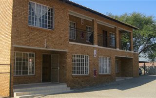 2 Bedroom Apartment in Rustenburg Central