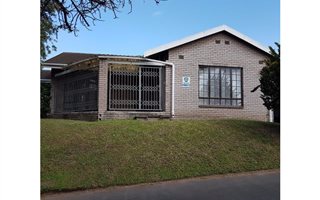 3 Bedroom Simplex in Pinelands