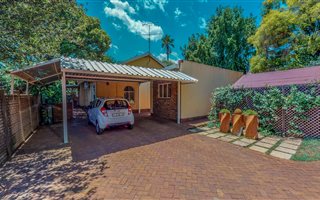 3 Bedroom House in Valhalla