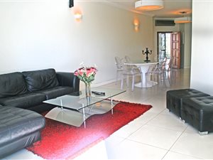 2 Bed Apartment in Strathavon