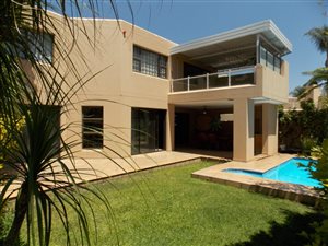 4 Bed Apartment in Brummeria