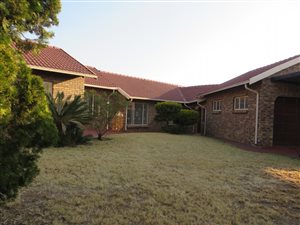 4 Bed House in The Reeds