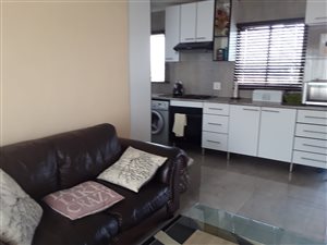 2 Bed Apartment in Whitney Gardens