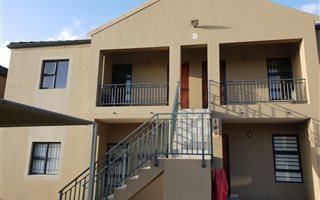 2 Bedroom Apartment in Oakglen