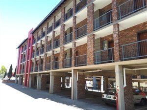 1 Bedroom Apartment in Halfway House
