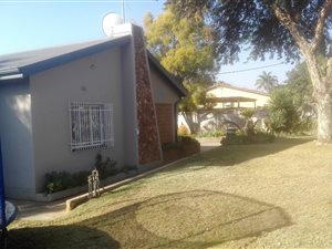 4 Bed House in Roseville