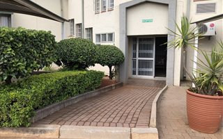 1165 m² Industrial space in Highveld