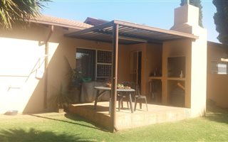 3 Bedroom Townhouse in Rangeview