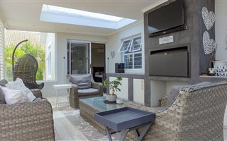 4 Bedroom House in Sunningdale
