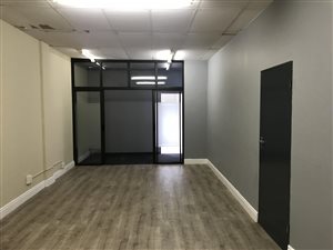 73 m² Commercial space in Vredekloof