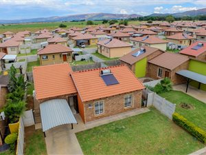 3 Bed House in Waterval East