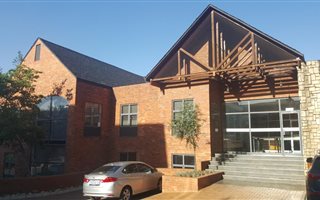 130 m² Commercial space in Cresta