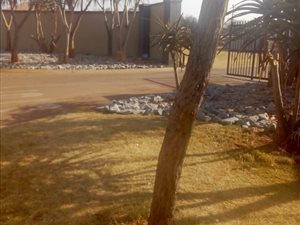 562 m² Land available in Clarina