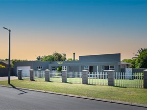 4 Bed House in Wellway Park East