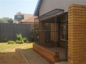 3 Bed House in Vanderbijlpark CE1