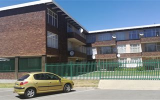 1 Bedroom Apartment in Kroonstad