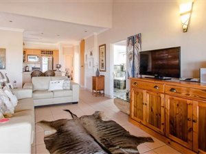 4 Bed House in Menkenkop