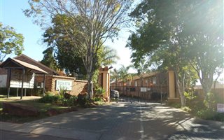 2 Bedroom Apartment in Faerie Glen