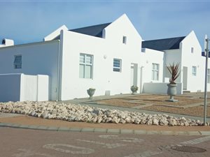 2 Bed House in Langebaan