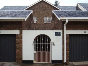 3 Bed House in Waterkloof Glen