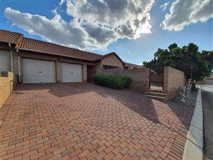 2 Bed Townhouse in Willow Park Manor