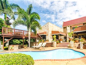 9 Bed House in Amanzimtoti
