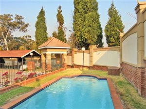 3 Bed Apartment in Silvamonte