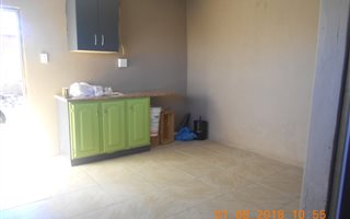 Bachelor apartment in Katlehong