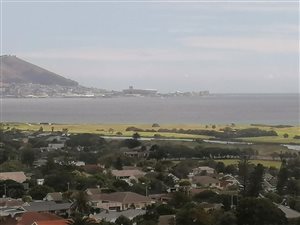 2 Bed Apartment in Milnerton Central