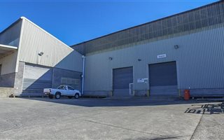 835 m² Commercial space in Wilsonia