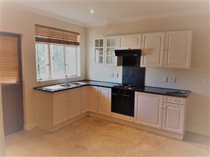 2 Bed Flat in Claremont