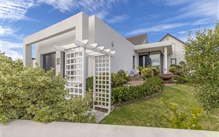 3 Bedroom House in Schonenberg Estate
