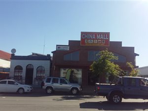 615 m² Commercial space in Kokstad